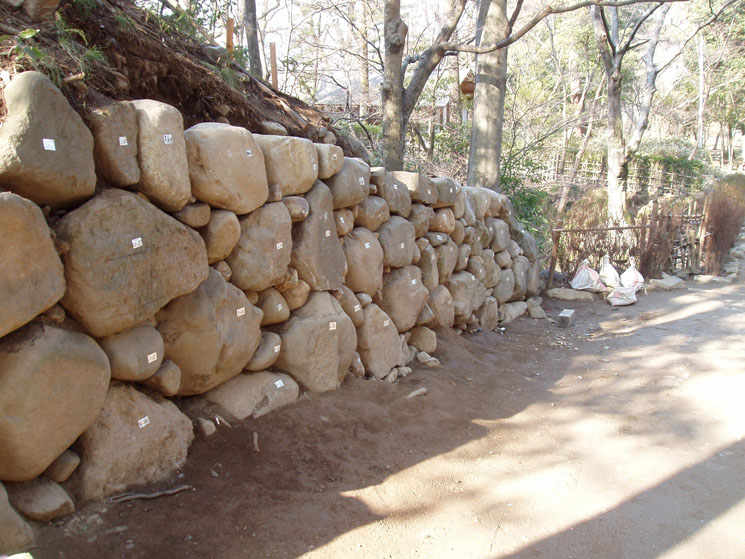 山梨県史跡 武田神社石積修復